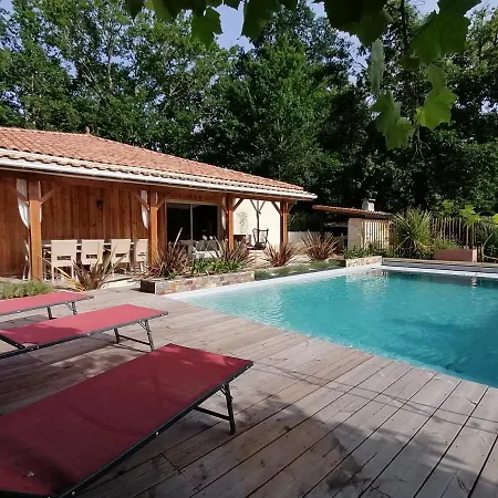 Vila Magnifique Avec Piscine