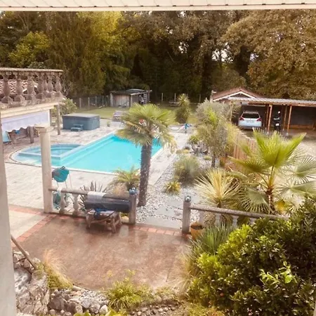 Magnifique, Avec Piscine Villa Dax